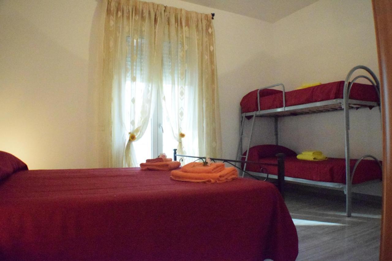 Dolcesosta B&B Marina Di Pulsano Kültér fotó