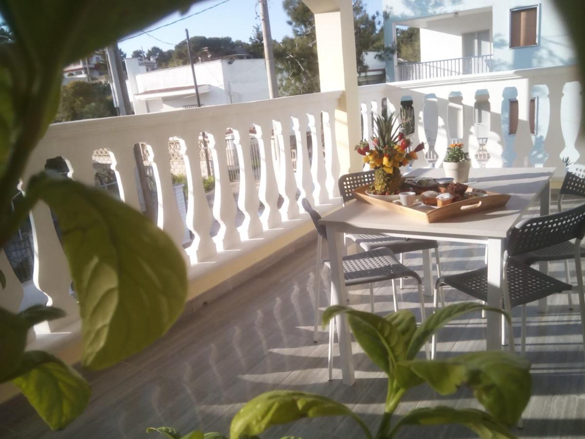 Dolcesosta B&B Marina Di Pulsano Kültér fotó